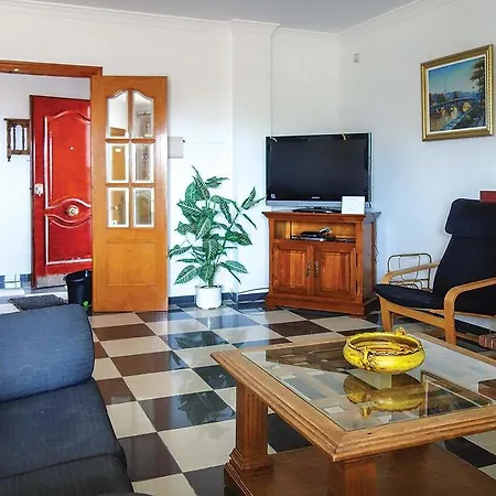 Villa Media Legua Ii *